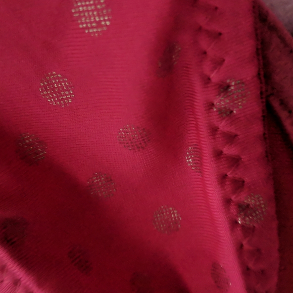 Bra 40d pink with silver polka dots.underwire. NWOT - Picture 7 of 10